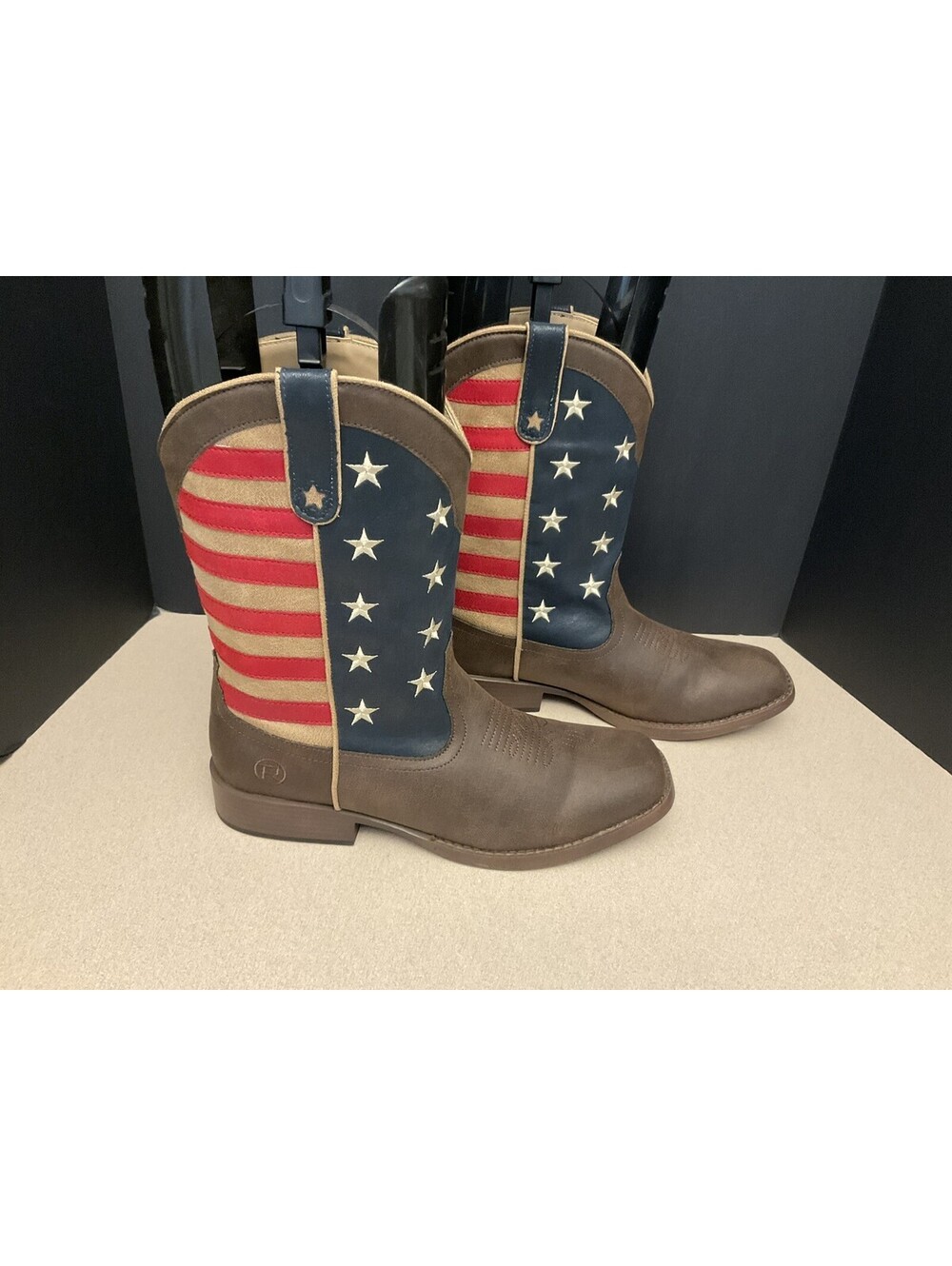 New! Mens Roper American Patriotic Flag Western/Cowboy Boots. Size 11.5. Nice!